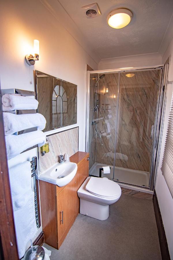 The Station Guest House Вудбридж Экстерьер фото